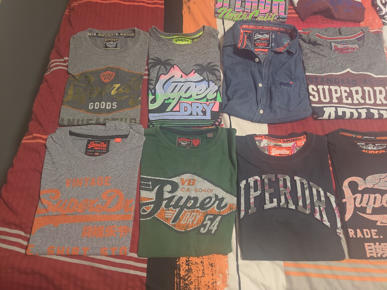 Superdry T-shirt: Lot T-Shirt Superdry taille S – Usato da Chavannes-de-Bogis venduto da Skyhawk3 1