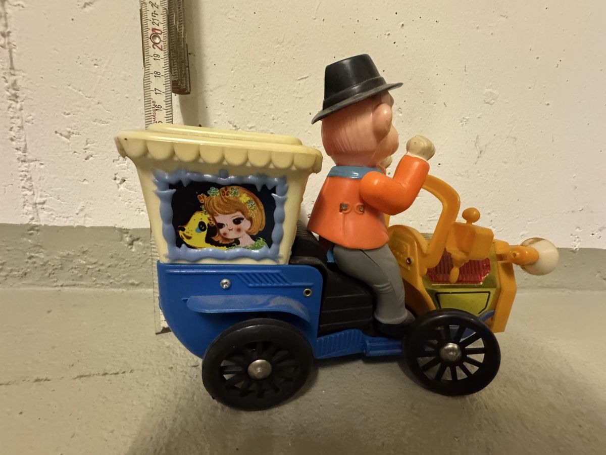 Giocattoli: Nostalgie Spielzeugauto mit Opa Figur – Usato da Altdorf UR venduto da pasgi1982 6