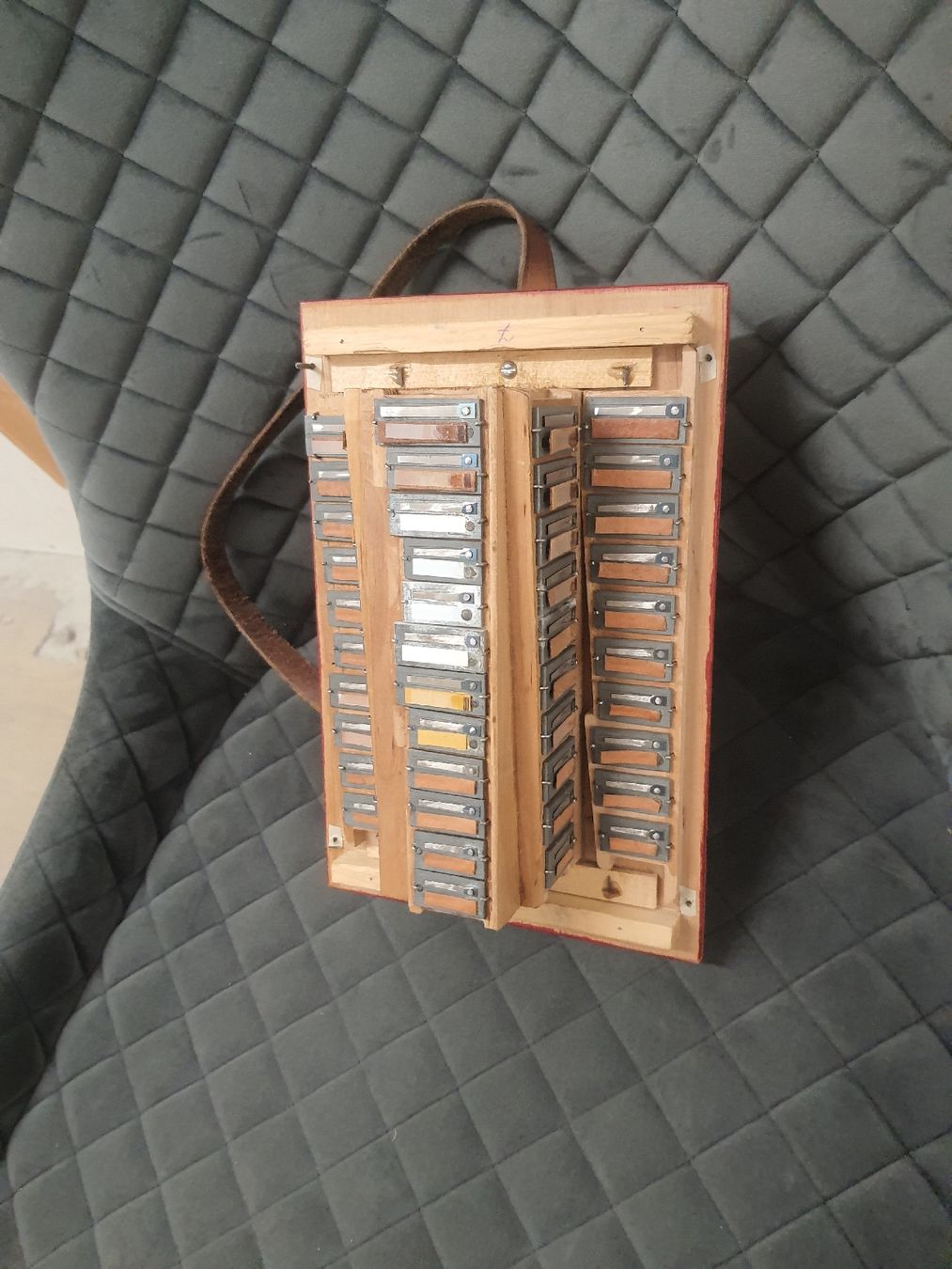 Eichhorn Instruments de musique: Eichhorn orgeli  – D'occasion à Pont-de-la-Morge par Mirabelle0 7