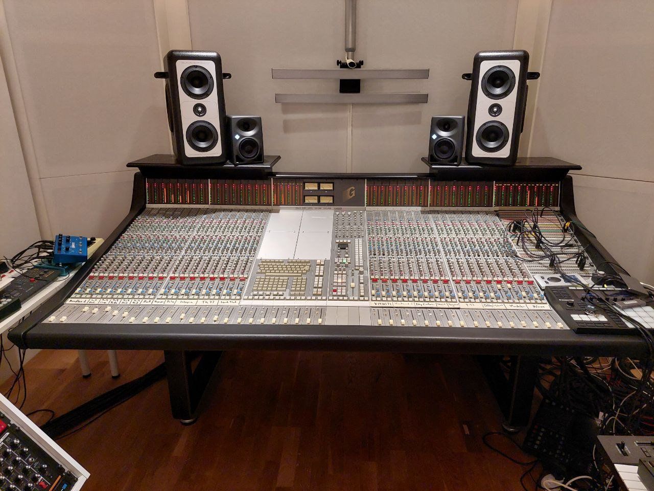 Solid State Logic Platines de mixage: Solid State Logic SSL SL 4000 G Series 32-Kanal Mischpult – D'occasion à Bern par archer.hostettler