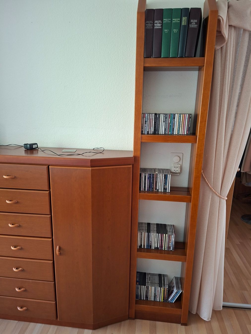Credenze: Sideboard Kombination aus Kirschholz – Usato da Zürich venduto da swi_2l72 4