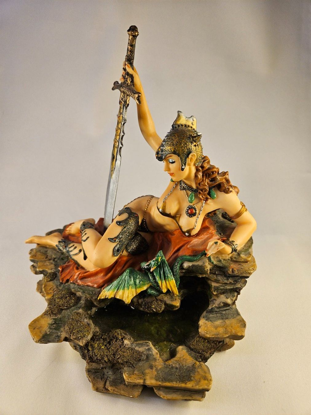 Figurines: Fantasy Figur "Kriegerin mit Drache" – D'occasion à Illnau par Beriev