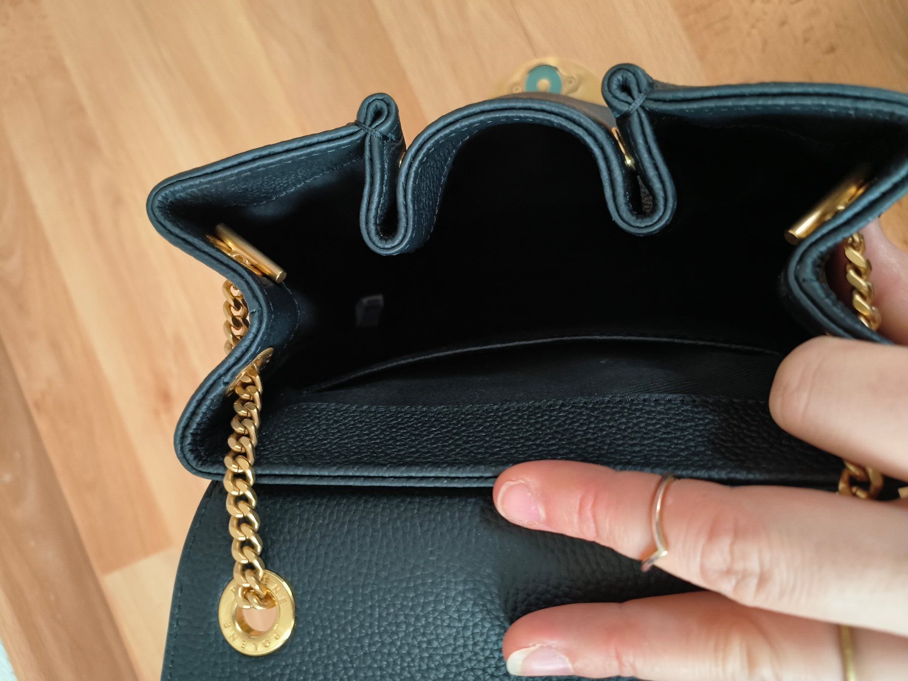 Polène Borse da donna: Polène Tasche Schwarz, neuwertig, ein Hingucker! – Nuovo (secondo la descrizione) da Muri AG venduto da SunkeNagi 5