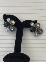 Boucles d'oreilles extraordinaires neuves pierres multicolor