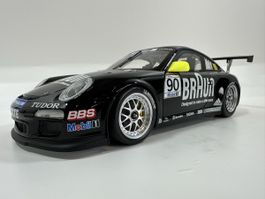 Porsche 911 (997) GT3 Cup „VIP“ Supercup 1:18, MINICHAMPS