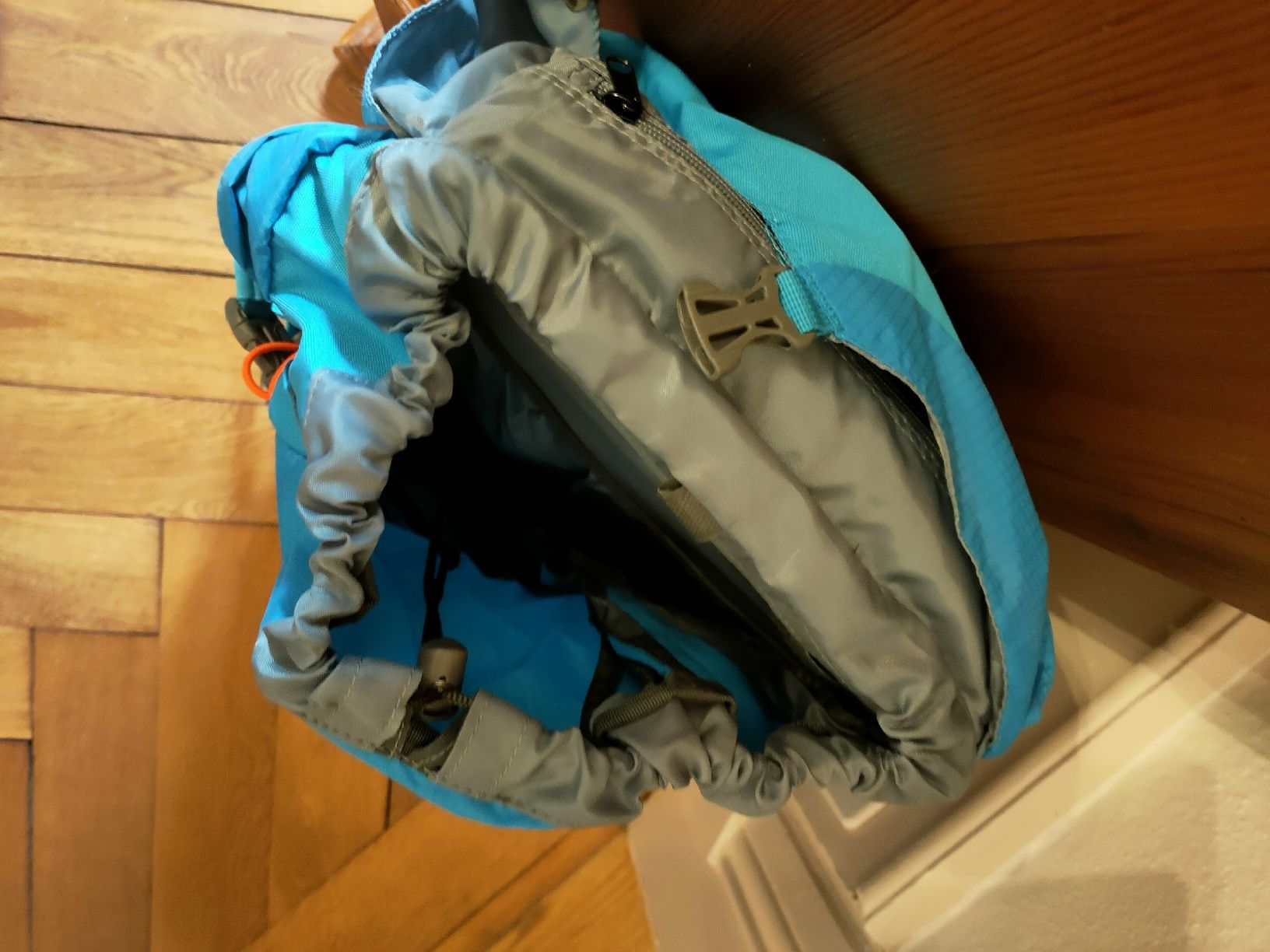 Trevolution Zaini: Wanderrucksack Trevolution, Neu, 40 Campo Hellblau – Nuovo (secondo la descrizione) da Russikon venduto da noahn99 2