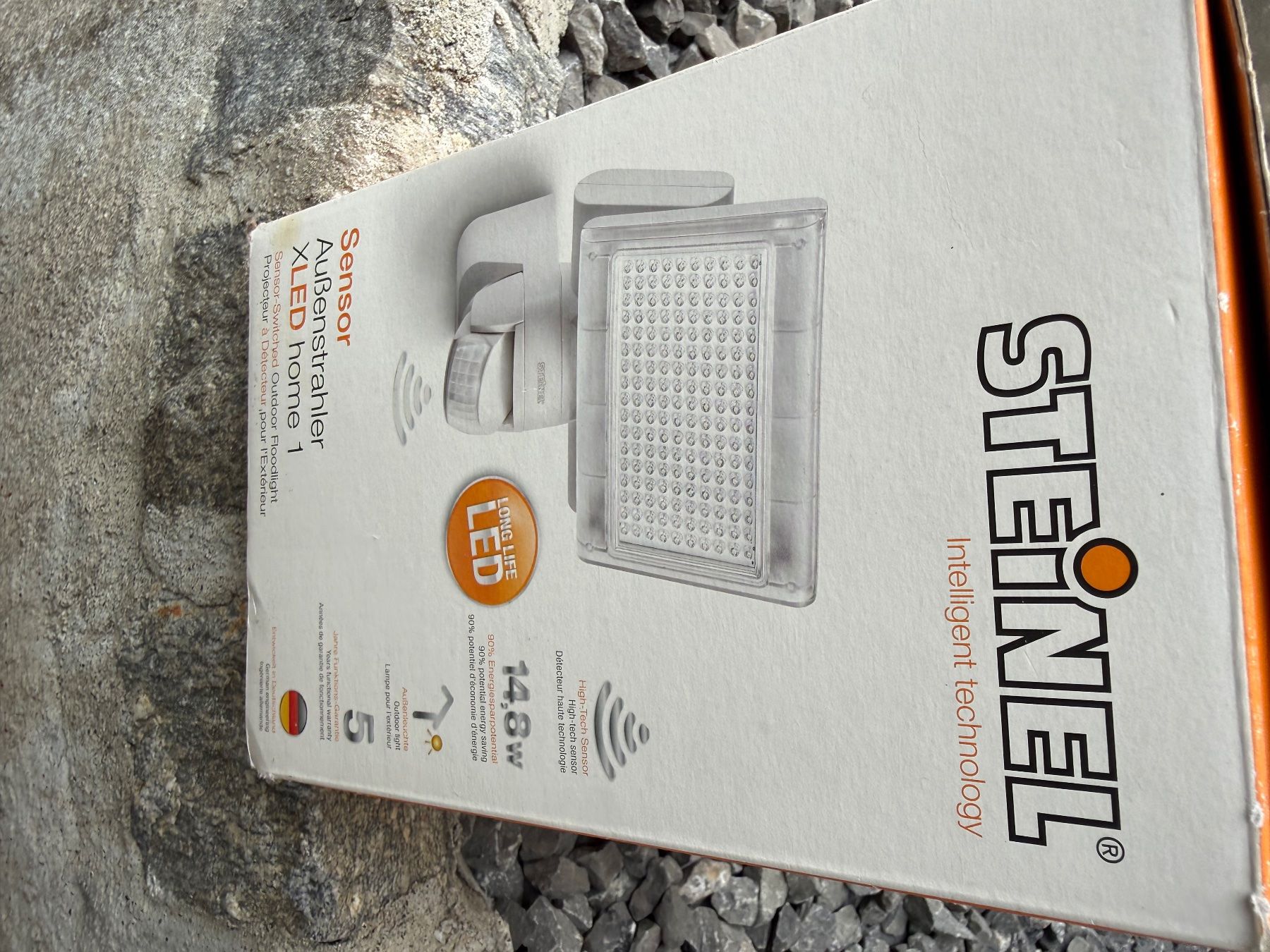 Steinel Lampen: Steinel Sensor Aussenstraher weiss Neu – Neu und originalverpackt aus Ibach von style.hr 2
