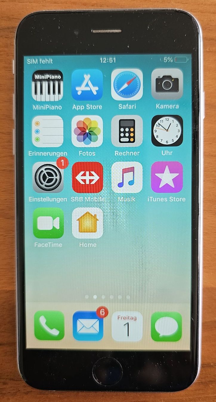 Apple Telefoni cellulari / Smartphones: iPhone 6 Space Gray - 64GB – Usato da Jongny venduto da Michoudsv 1