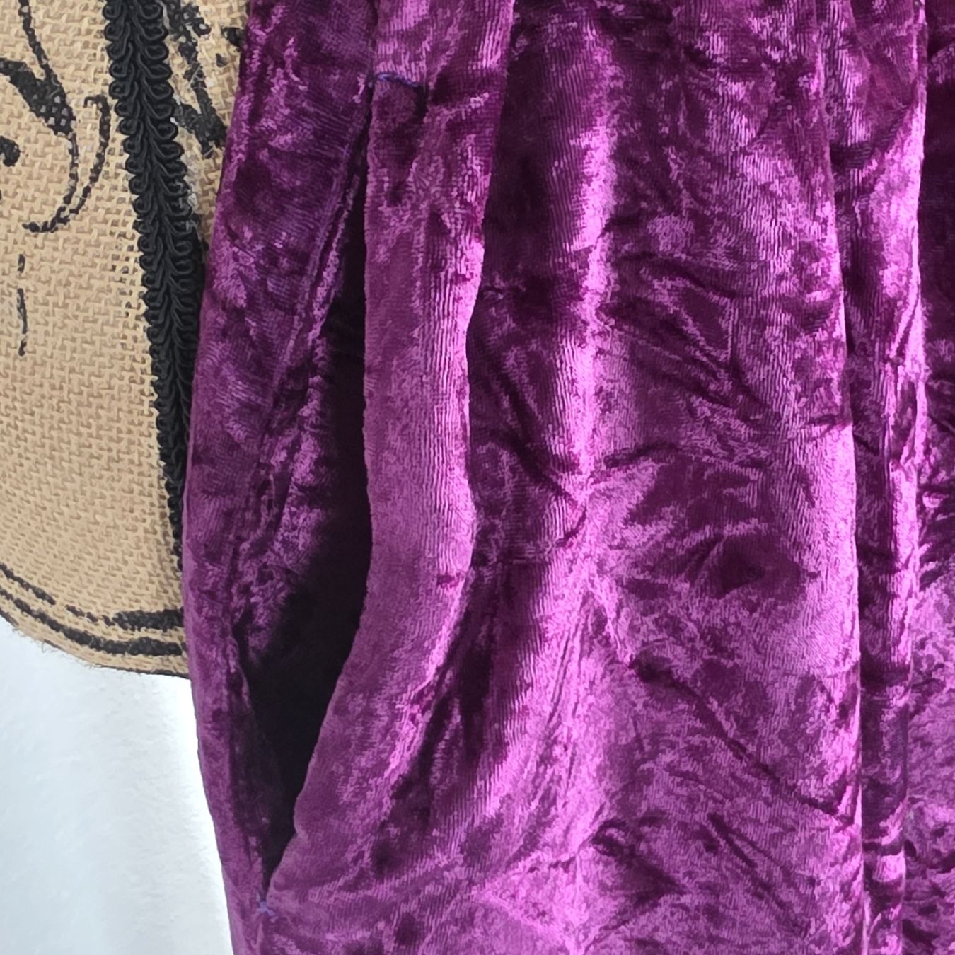 Pantalons: Samthose, Pflaume, Grösse L\XL – D'occasion à Rheinsulz par Gilea 2