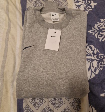 Nike Pullover