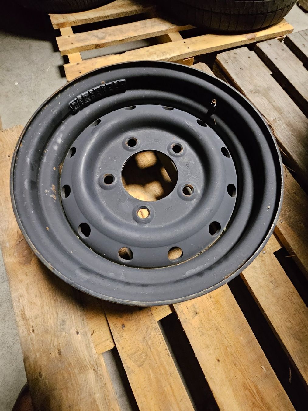 Land Rover Cerchioni: Land Rover Defender Stahlfelgen Wolf - Original – Usato da Schaanwald venduto da cvobob-speedshop