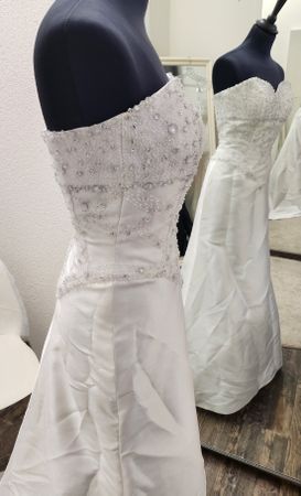 Weiss Brautkleid