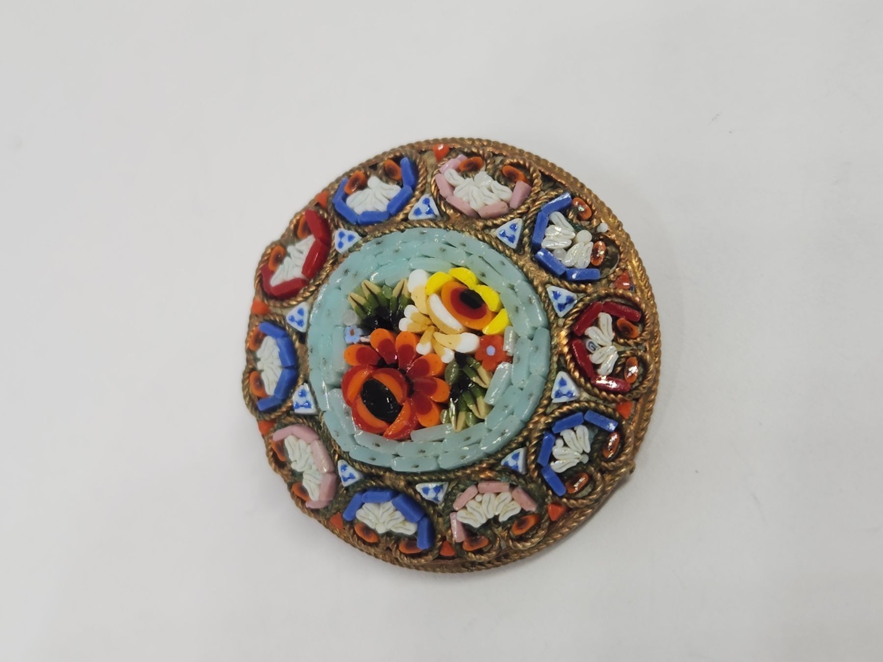 Spille & Fermagli: Vintage Micro-Mosaik Brosche, Blumenmuster – Usato da St. Gallen venduto da GIULESGG 1