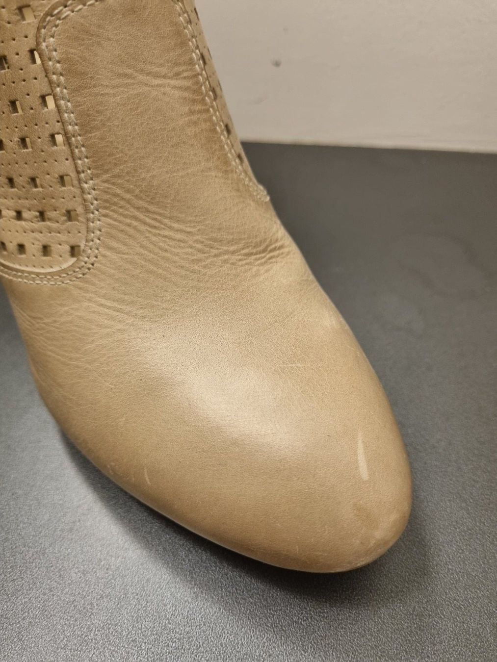 Damenschuhe: Ankle boots – Gebraucht aus Lugano von Desrock 3