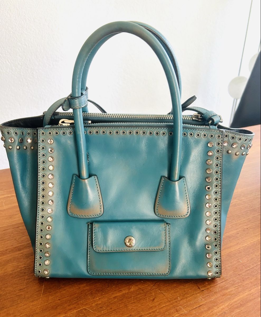 Prada Borse da donna: Prada Vitello Leder blau VP 3200 chf – Usato da Zürich venduto da Margrete 1