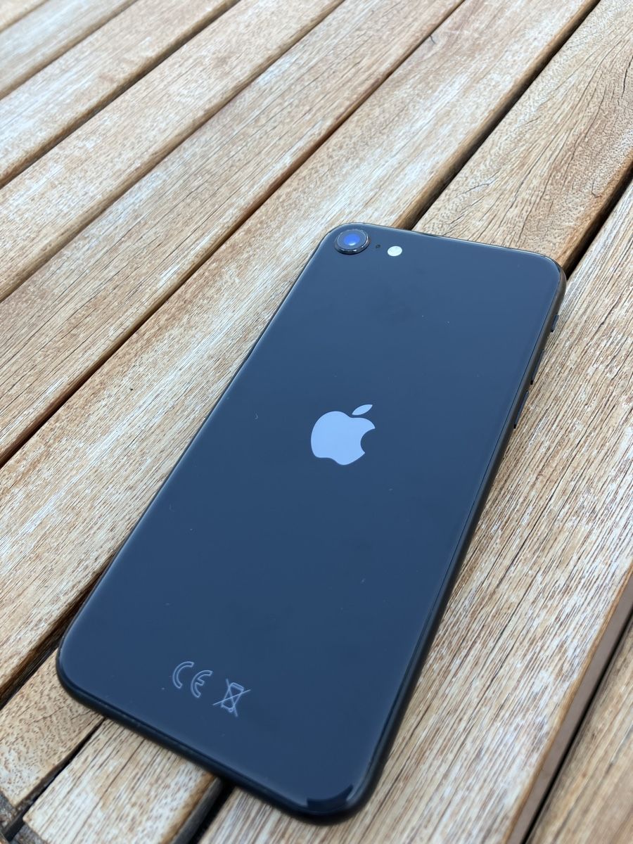 Apple Handys / Smartphones: iPhone SE 2. Generation – Gebraucht aus Arbon von fh93 2