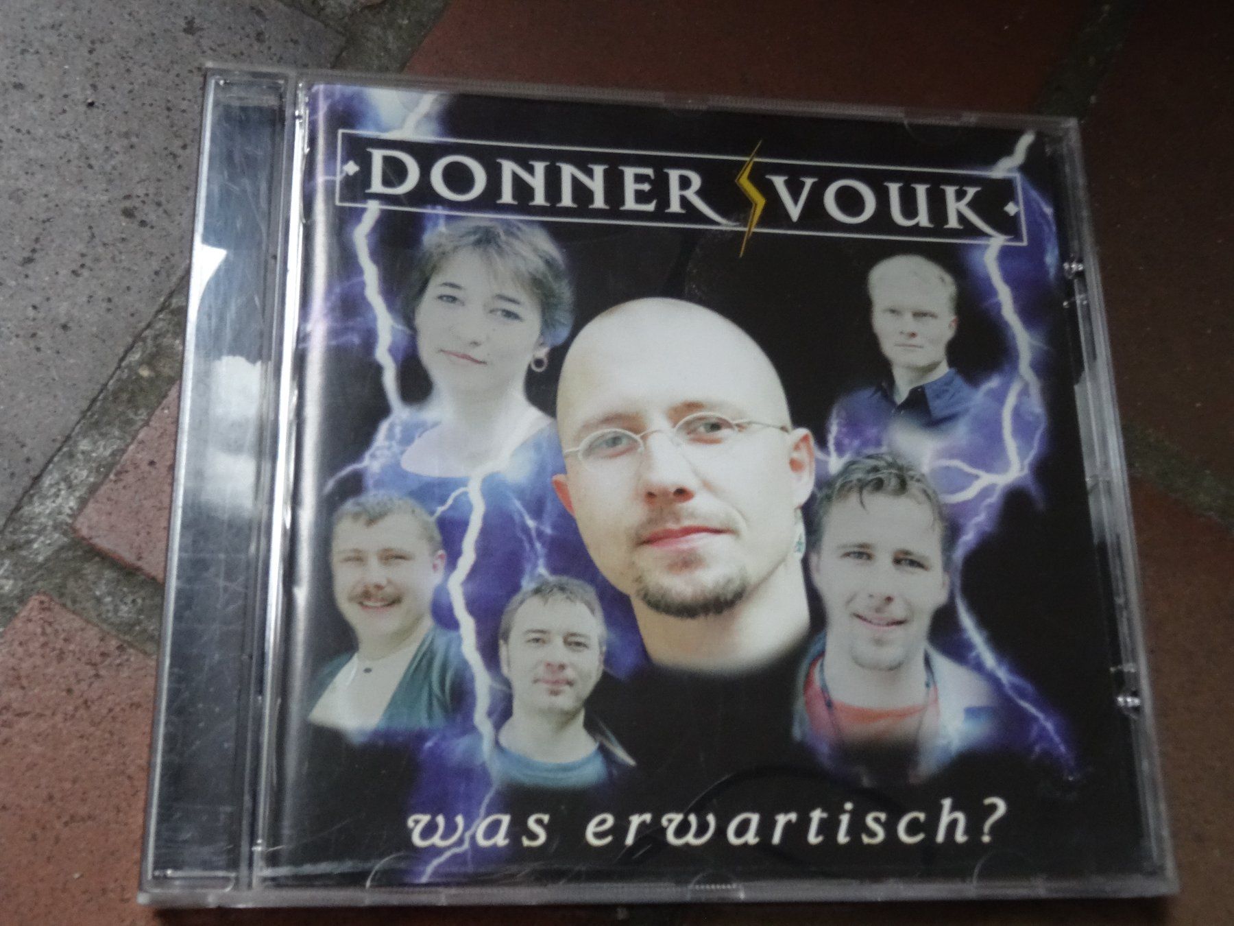 CD: Donner Vouk - Was erwartisch CD – Usato da Olten venduto da Disc-Ausverkauf