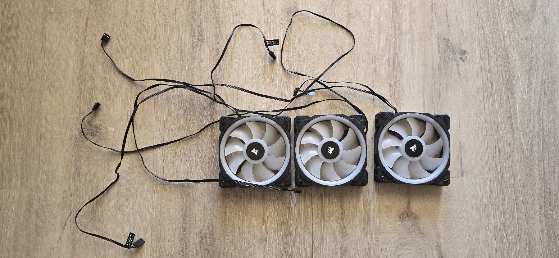Corsair Custodie: Corsair 3x LL120 – Usato da Lodrino venduto da LeoOliv