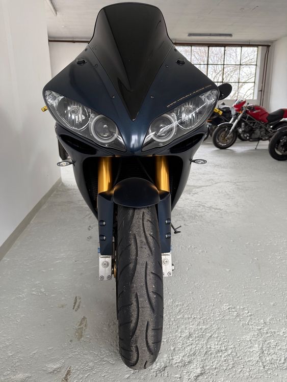 Yamaha Bike Yamaha R1 Sp 2006 Usata 2006 Yamaha Yamaha Yzf R 50 Cc