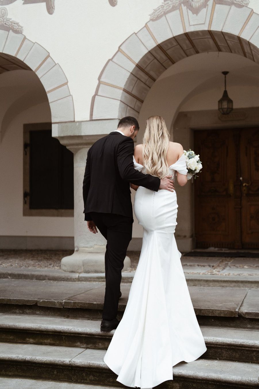 Vestiti: Secondhand Brautkleid von Mary's, Grösse 36-38 – Usato da Brunnen venduto da Herzig-Brautmode