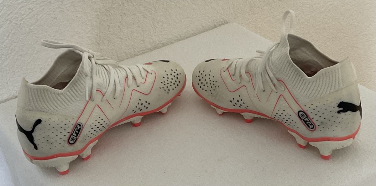 Puma Scarpe per ragazzi: Puma chaussures de foot – Usato da Corseaux venduto da Mililaforet75 4