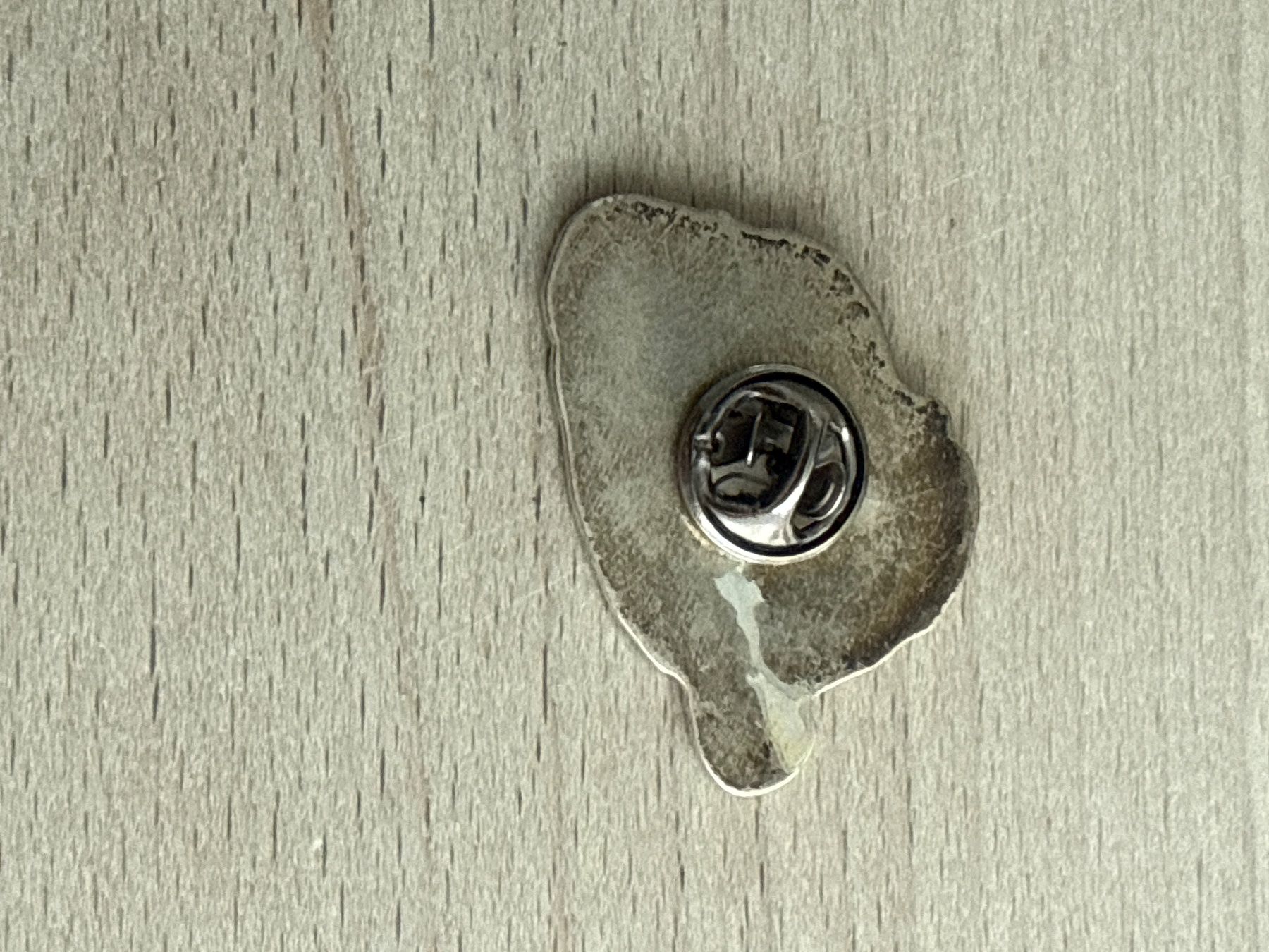 Placchette & Badge: Pin Hämmerle Stoffe – Usato da Glattbrugg venduto da Schweigmatt 1