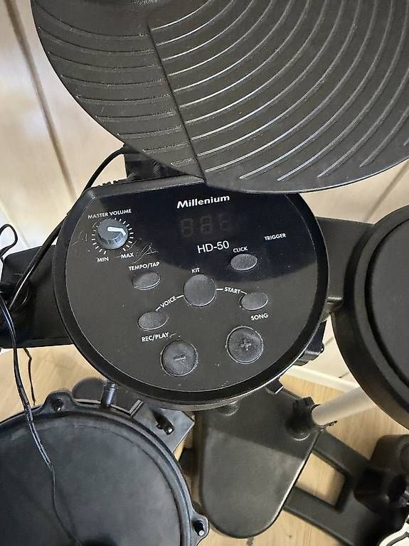 Strumenti musicali: Millenium E-Drum Set HD-50 – Usato da Buonas venduto da Nile11 1