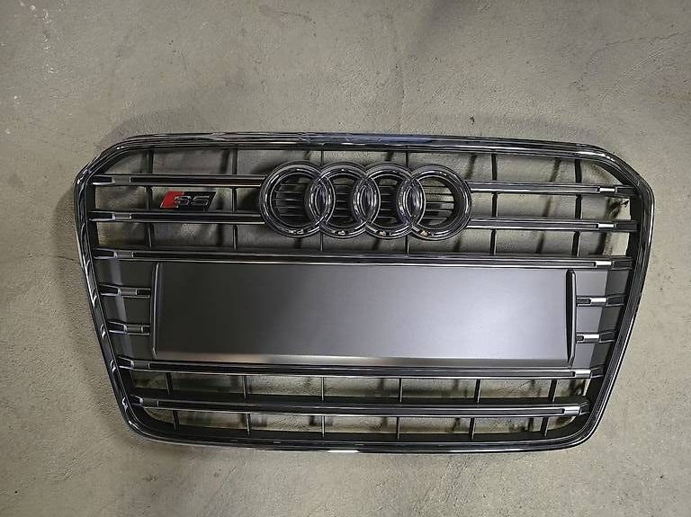 Audi Tutti pezzi di ricambio auto: AUDI S5 Kühlergrill Original Neu – Nuovo (secondo la descrizione) da Reinach AG venduto da RenaultSportRS 3