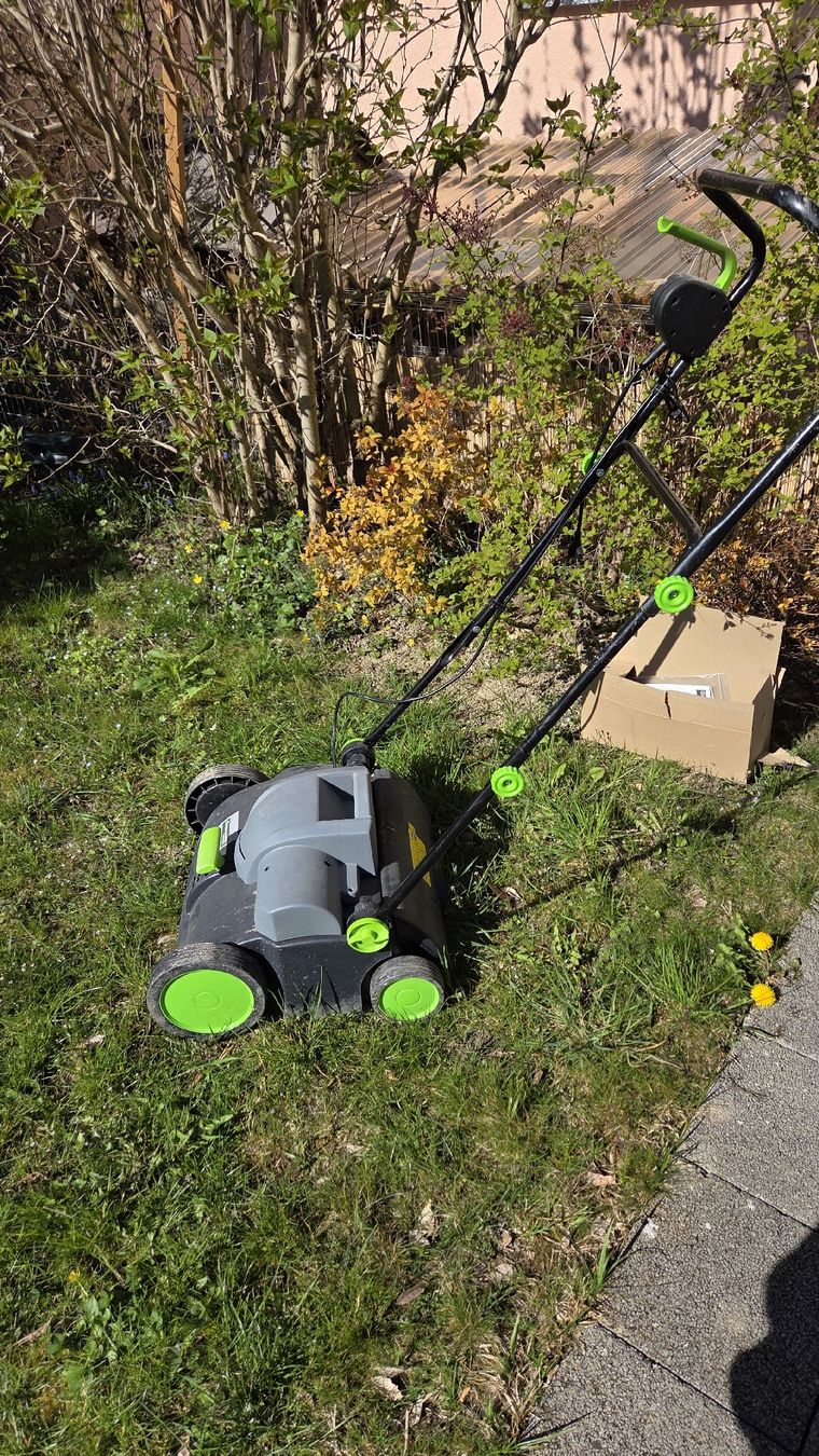 Attrezzi per la lavorazione del suolo: scarificateur électrique – Usato da Goumoens-la-Ville venduto da nsbourquin