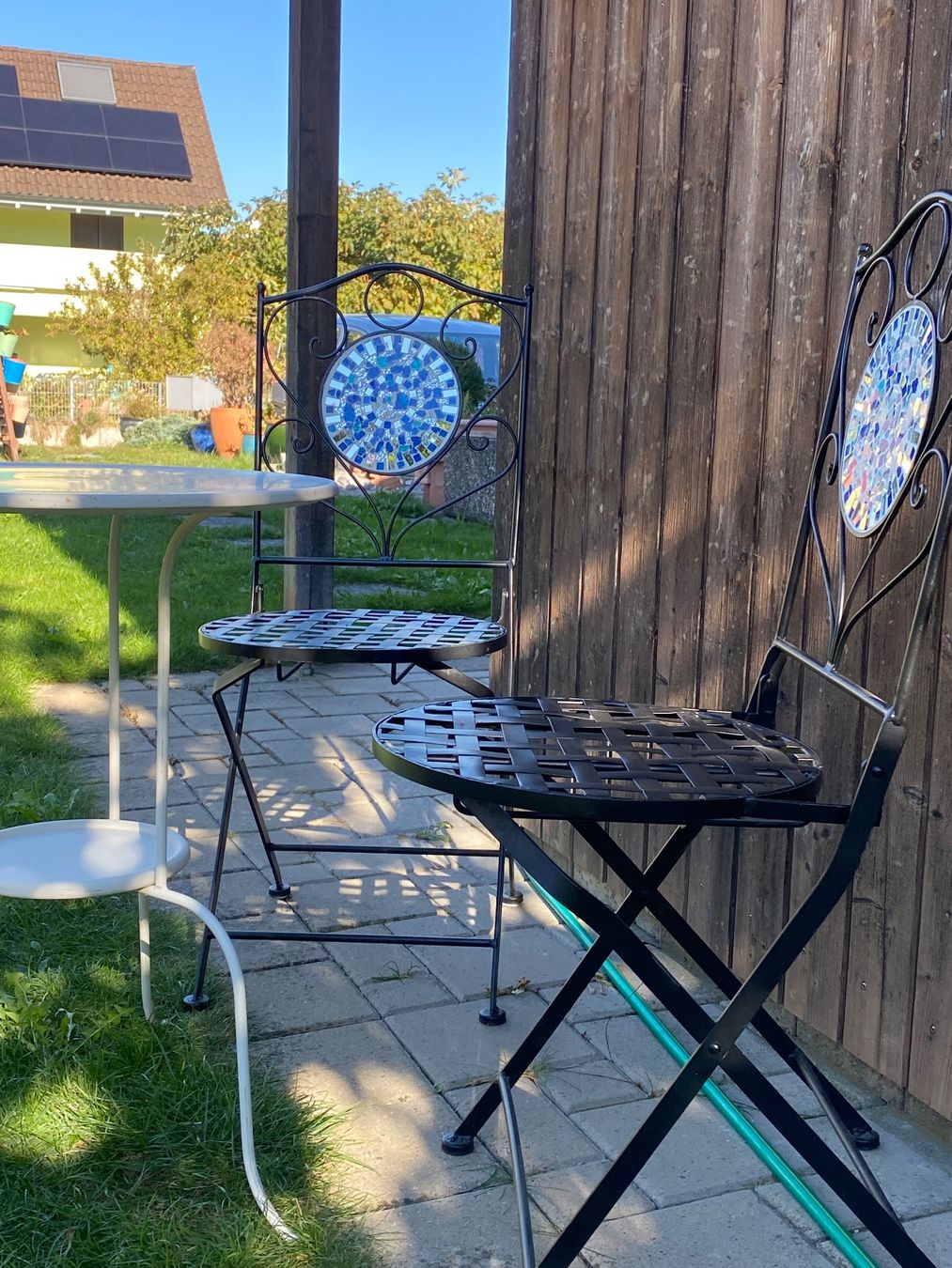 Set de table et chaises: Bistro Balkon Set Gartentisch mit Stühlen – D'occasion à Wiesendangen par argon03 2