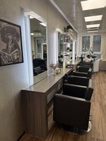 Top Coiffure- Arbeitsplatz mit LED- Welonda