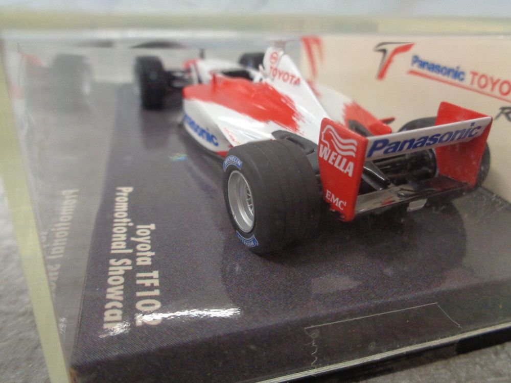 Décalcomanies F1 Toyota TF102 2002 - Échelle 1/24 - Pour Modèle Revell (non Hasegawa) - Occasion
