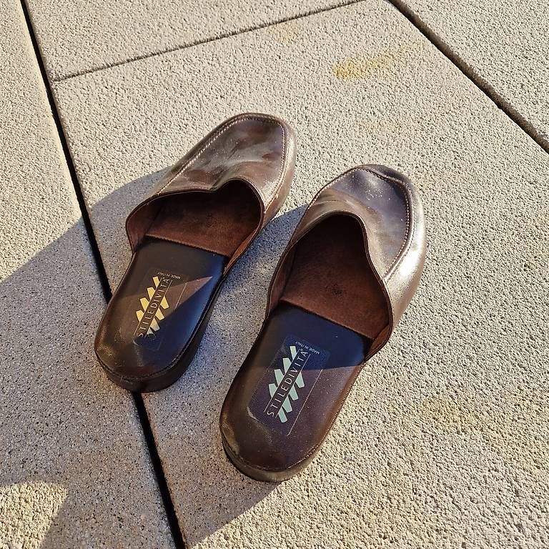 Herrenschuhe: Pantoffeln "Stile di vita" – Gebraucht aus Pfeffingen von ani_kl465