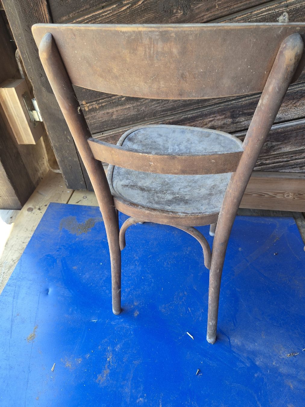 Sedie: 2 anciennes chaises de bistrot – Usato da Farvagny-le-Grand venduto da CollectibleWatches 4