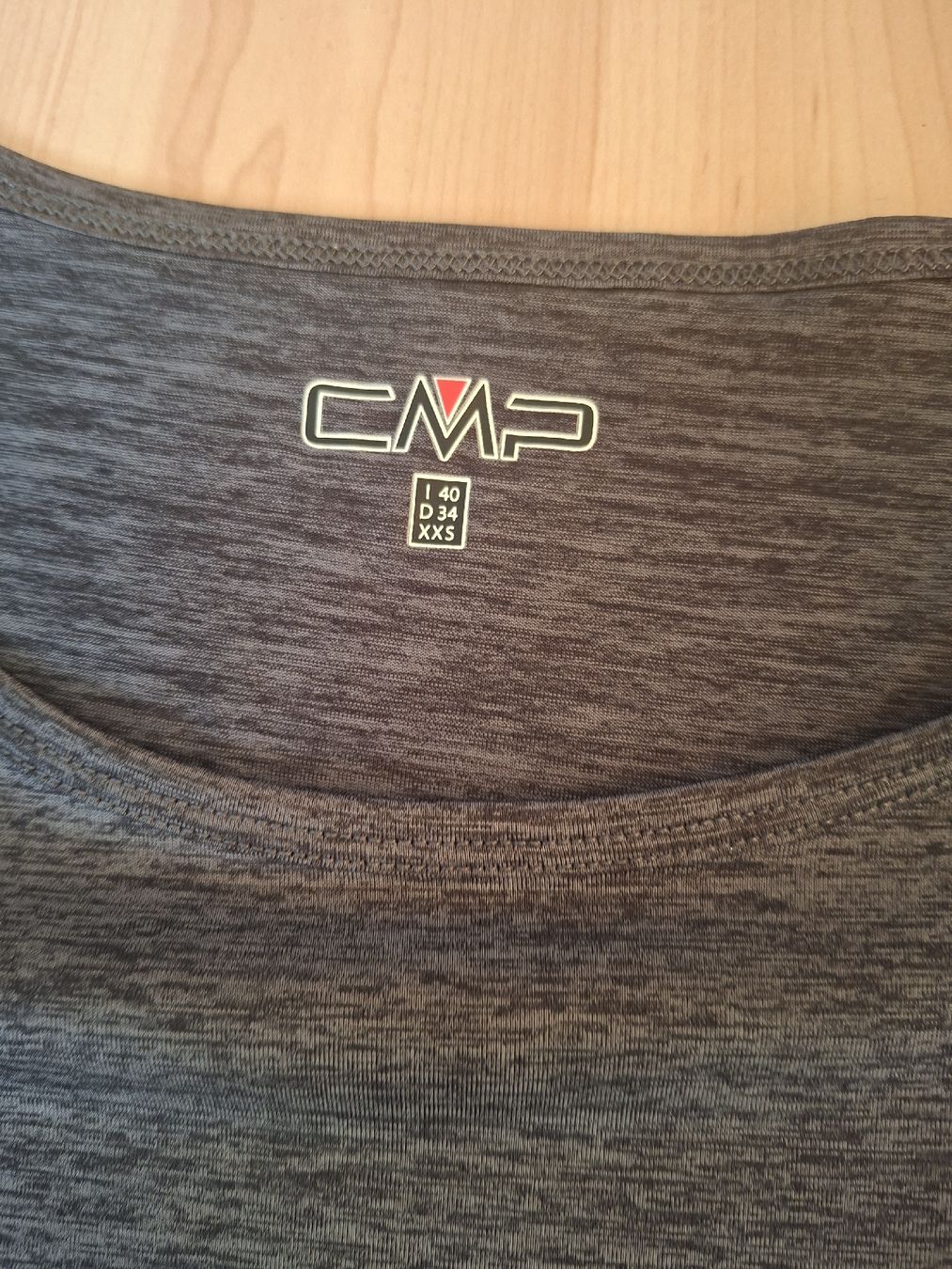 CMP T-shirt: CMP Sportshirt Gr.34 – Nuovo (secondo la descrizione) da Sumiswald venduto da Cicco02 1