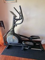 Vélo elliptique Taurus Fitness X7.1  excellent état