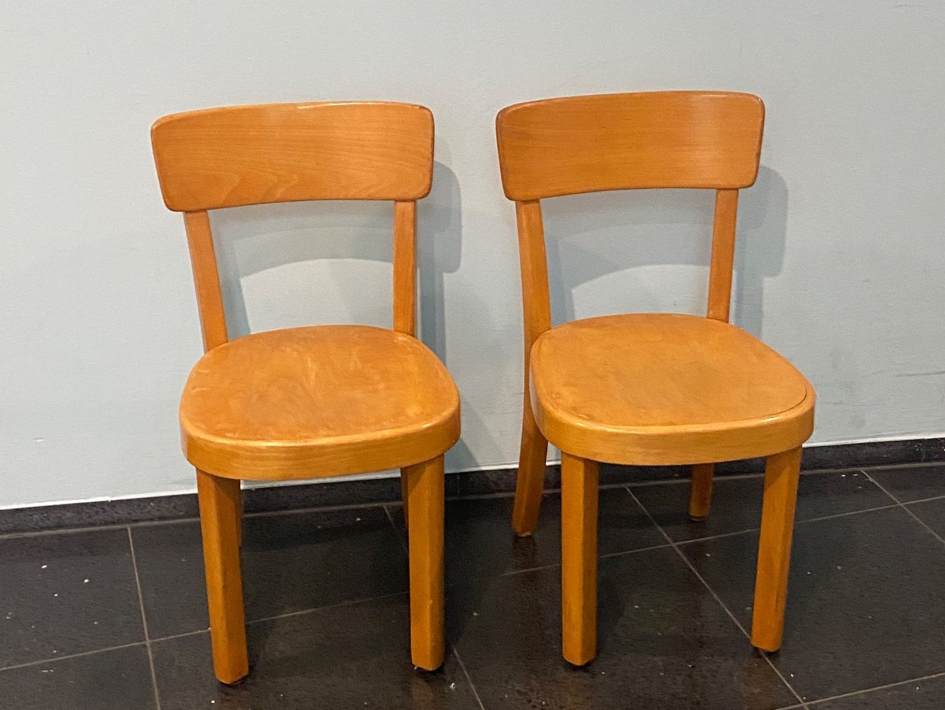 Horgen Glarus Sedie: Horgen Glarus Kinderstühle Designklassiker – Usato da solothurn venduto da soko75