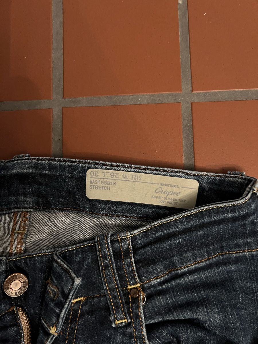 Diesel Jeans: Diesel Jeans 26/30 – Gebraucht aus zürich von kira.jj 1