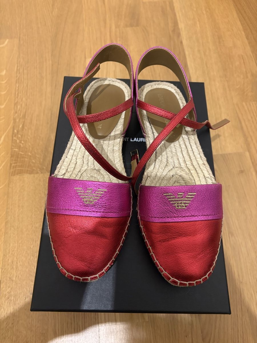 Armani Scarpe da donna: Armani Espadrilles / Sandalen – Usato da Oetwil a.d. Limmat venduto da DG91