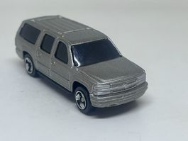 Maisto 2001 Chevrolet Suburban #632