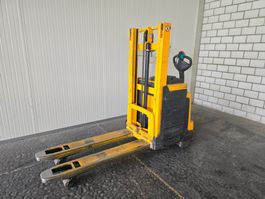 Stapler Jungheinrich EJD 220 Hub 201cm
