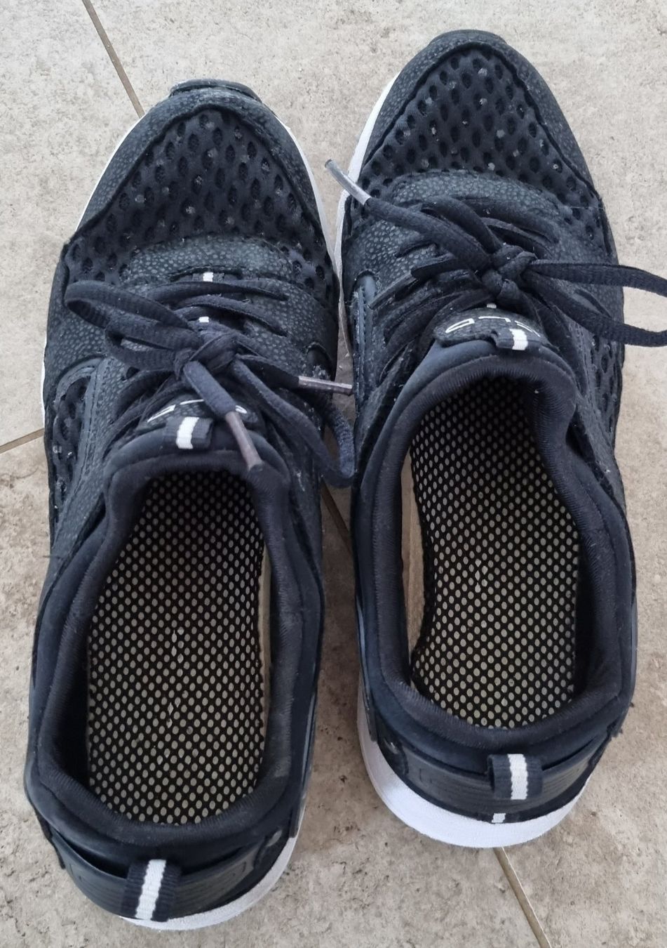 Scarpe da uomo: Freizeit Turnschuh gr.40 – Usato da Grossdietwil venduto da GNOM313 1