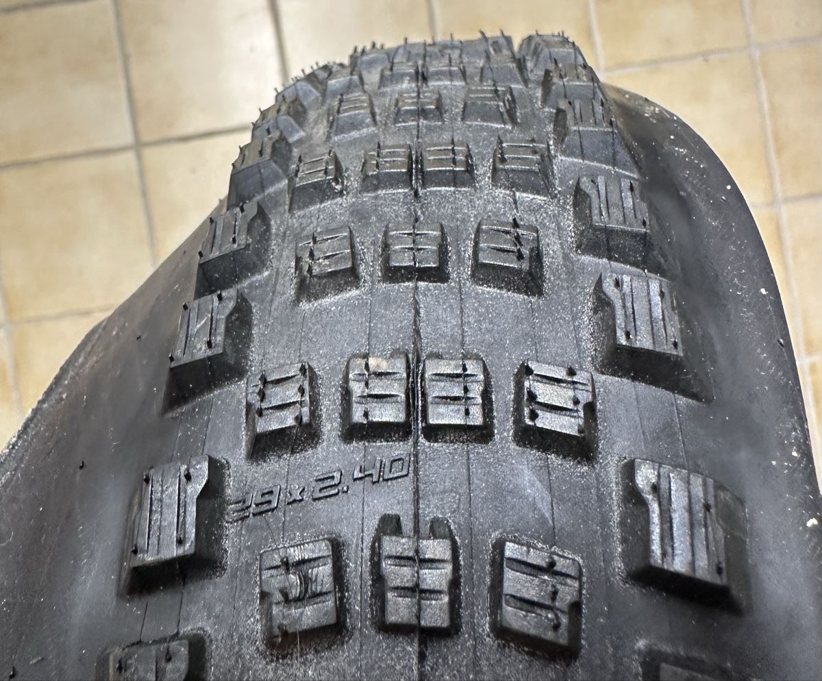 Pezzi di ricambio: MTB Reifen 29 x 2.4 – Nuovo (secondo la descrizione) da Trimbach venduto da Mawu71 1