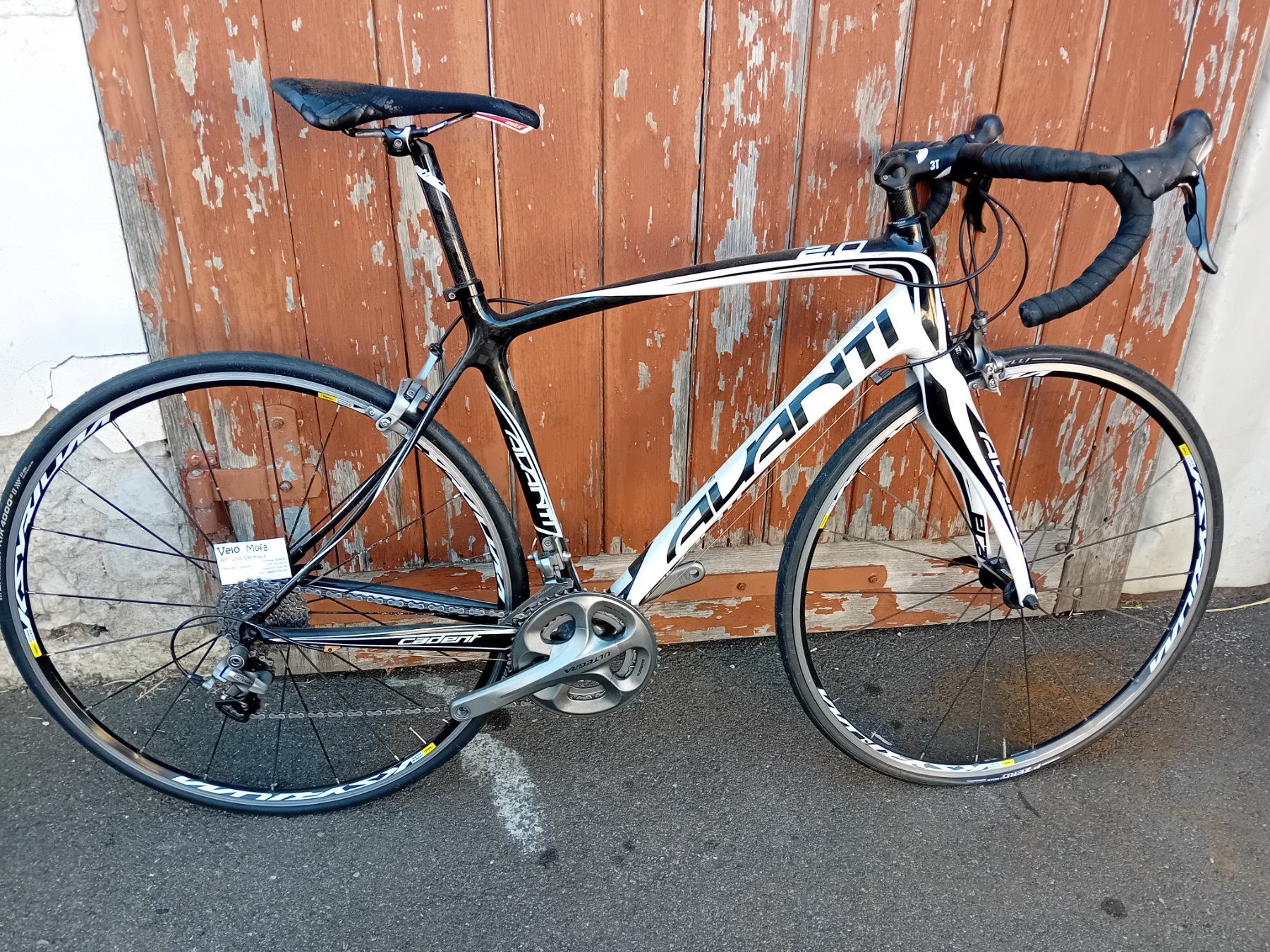 Velos: Rennrad Carbon Weiss Schwarz – Gebraucht aus Wegenstetten von 1000er