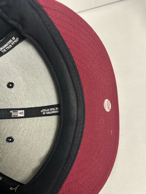 New Era Copricapi, berretti & cappellini: Casquette New Era NY Noire et Rouge 7 1/4 – Usato da Genève venduto da MonPucier 4