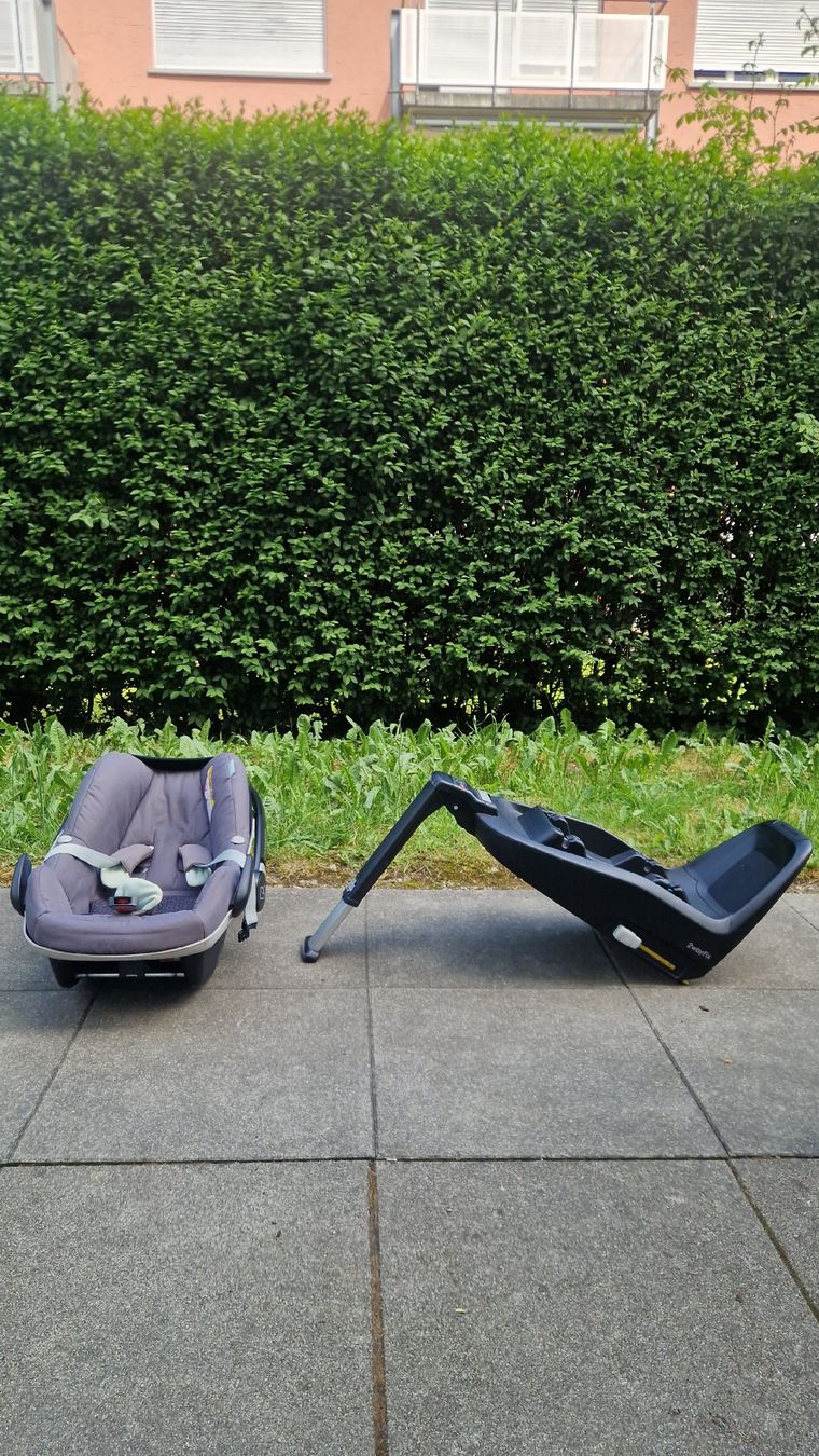 Maxi-Cosi Seggiolini per auto: Maxi Cosi (0-6 months) – Usato da Zürich venduto da pas_2zq2 3
