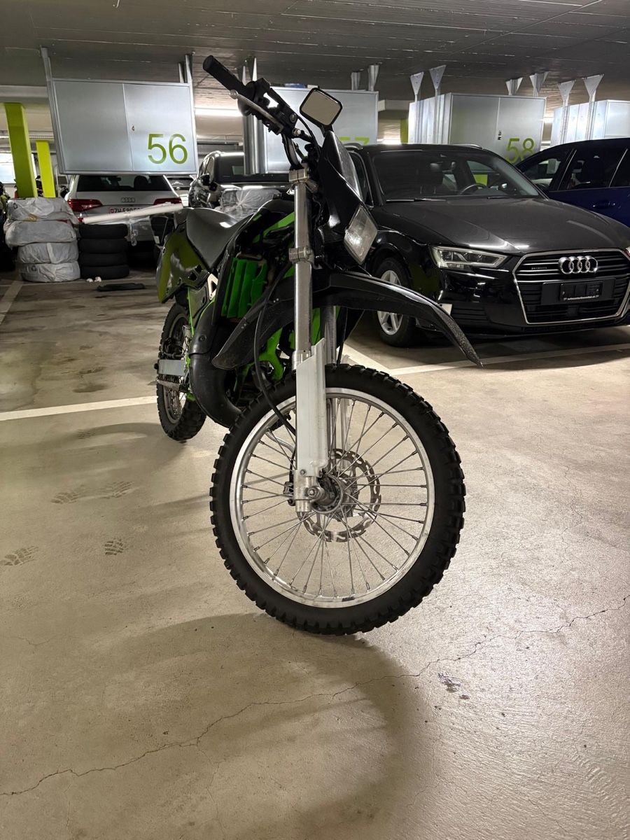 Kawasaki Enduro: Kawasaki KDX 125 – Usato da Buchs ZH venduto da Pitschpitsch 3