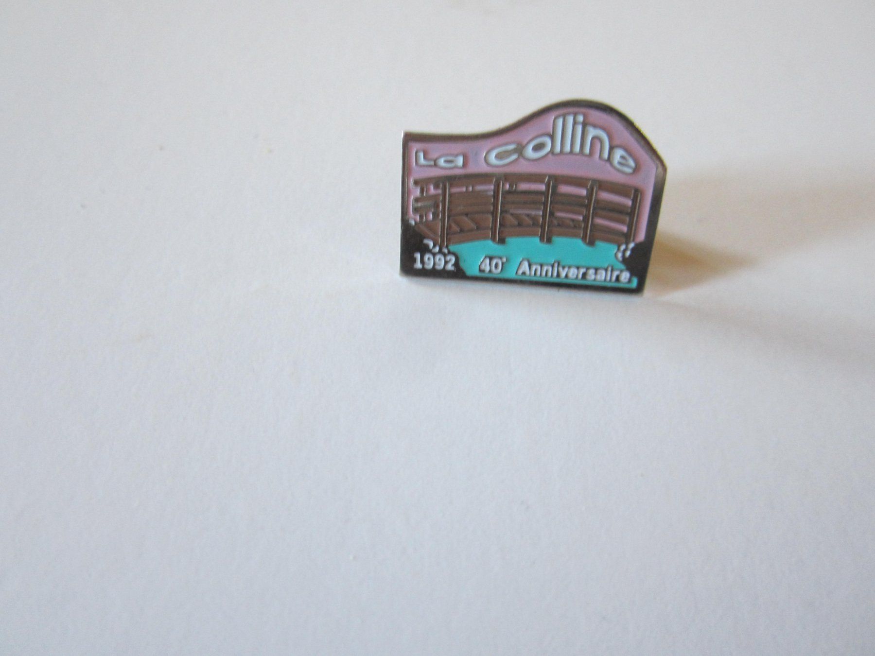 Plaquettes & Badges: Pin – Neuf (Voir description) à Tramelan par Tors