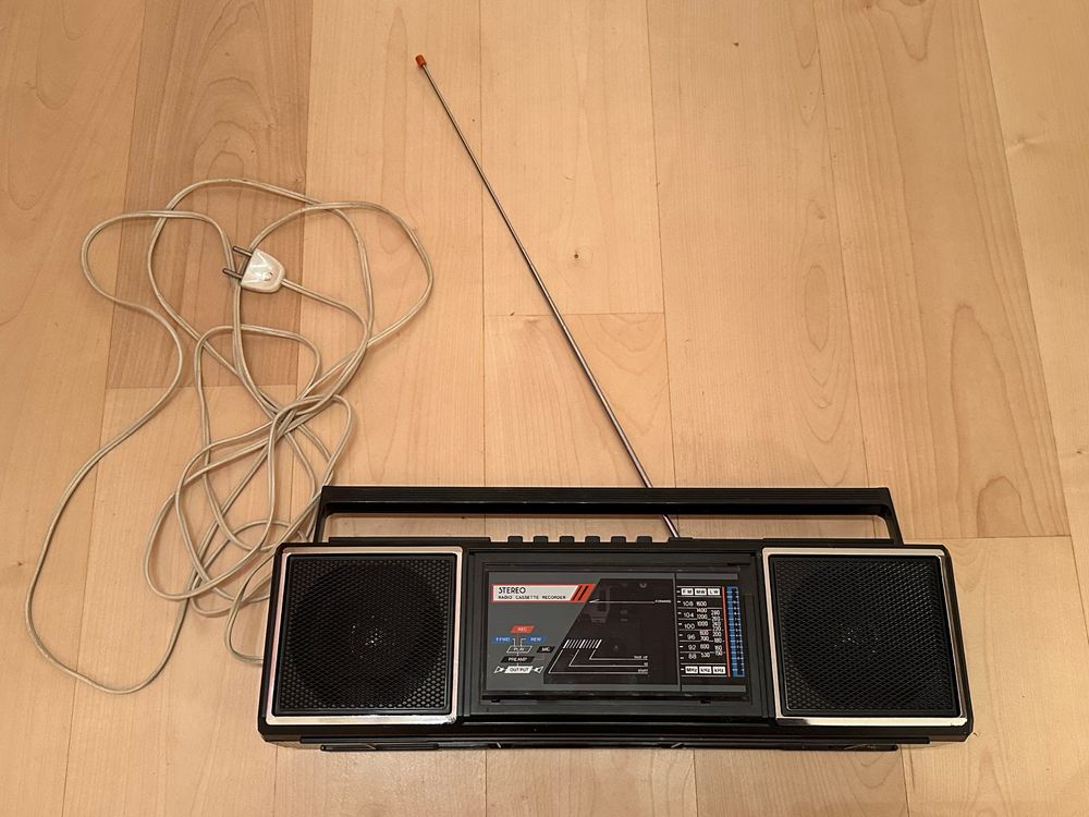 Vintage UNISEF STEREO RADIO CASSETTE RECORDER Z-103 (Gebraucht) in ...
