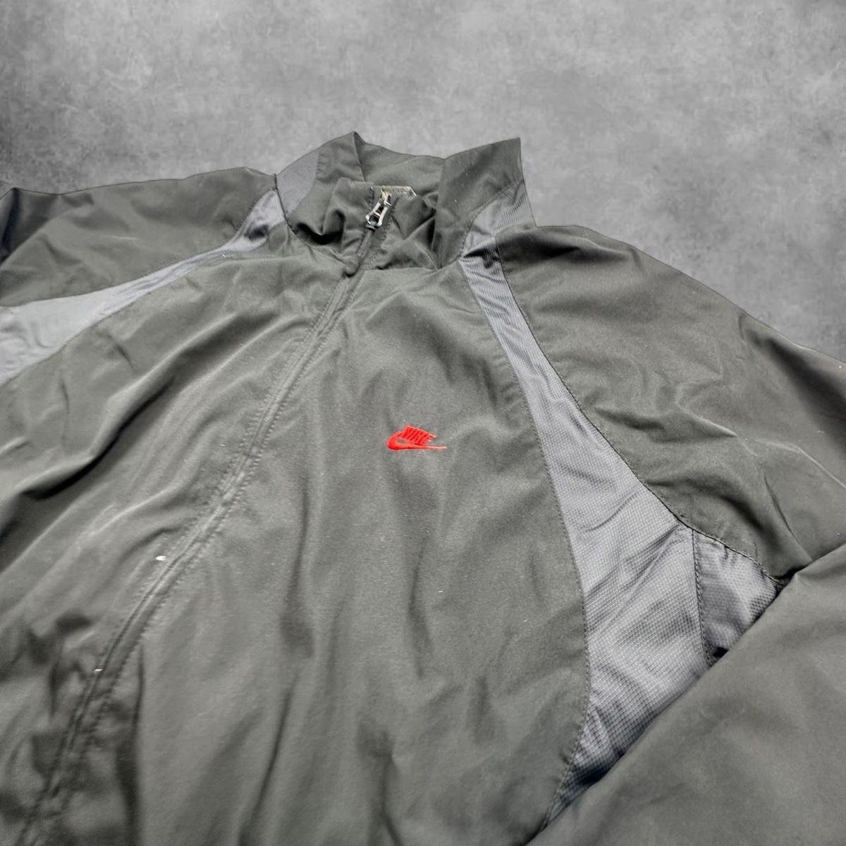 Nike Giacche: Nike black jacket – Usato da Erlinsbach SO venduto da TogaResell 1